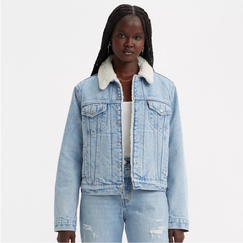 Levi's Light Blue Denim Jacket with Cream Sherpa Collar
